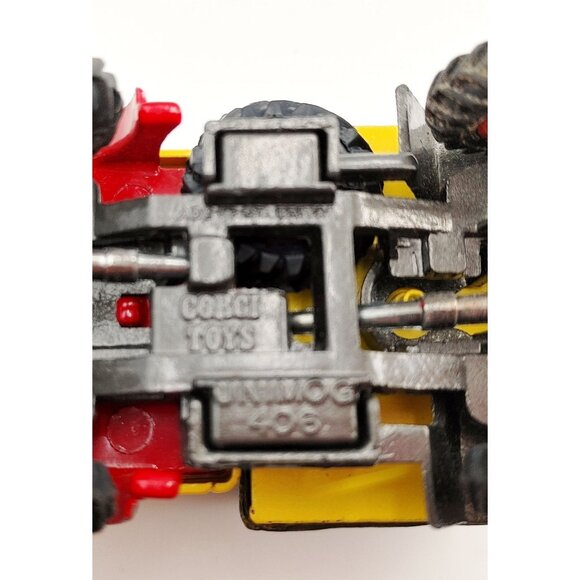 Corgi Toys #406 Mercedes Benz  Unimog w/ Canopy - Picture 8 of 9